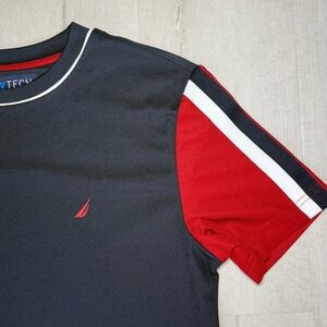 Nautica Black and Red T-Shirt